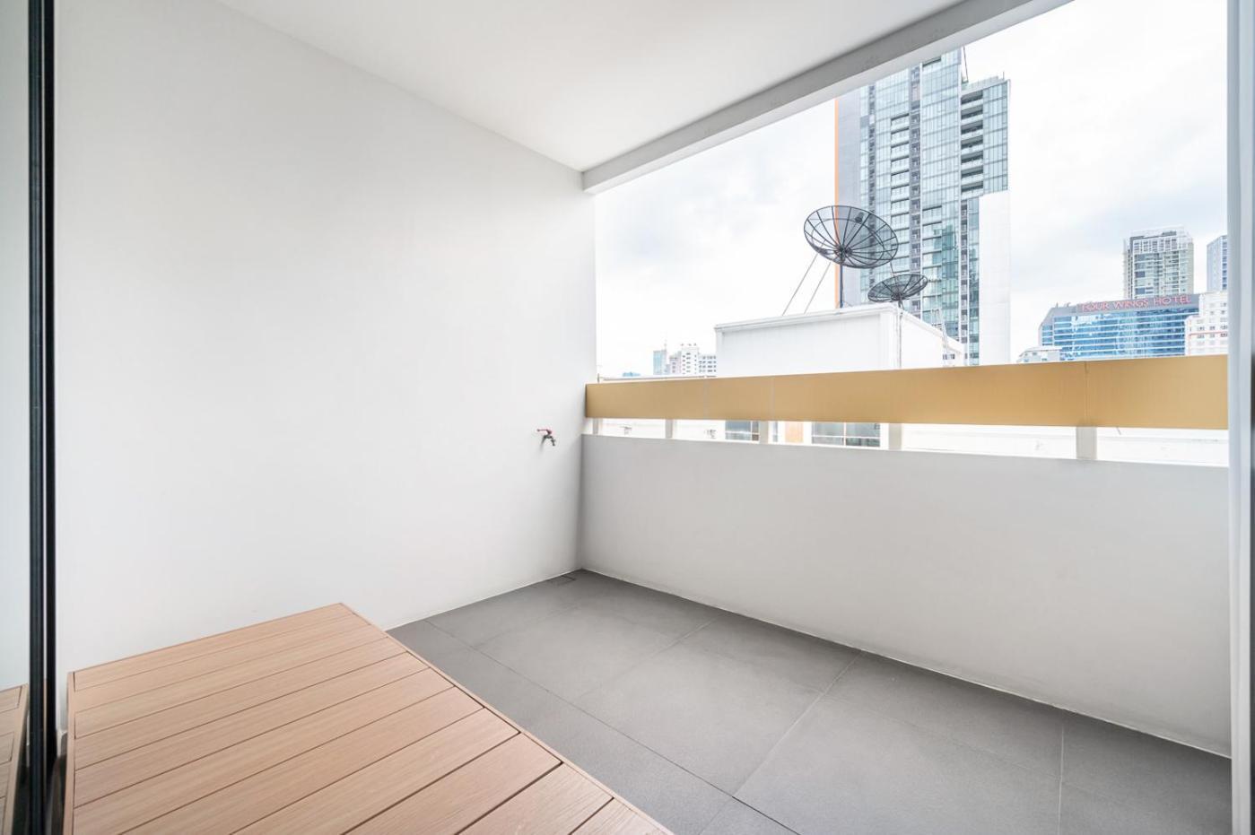 Livezen Bangkok Sukhumvit Hotell Eksteriør bilde