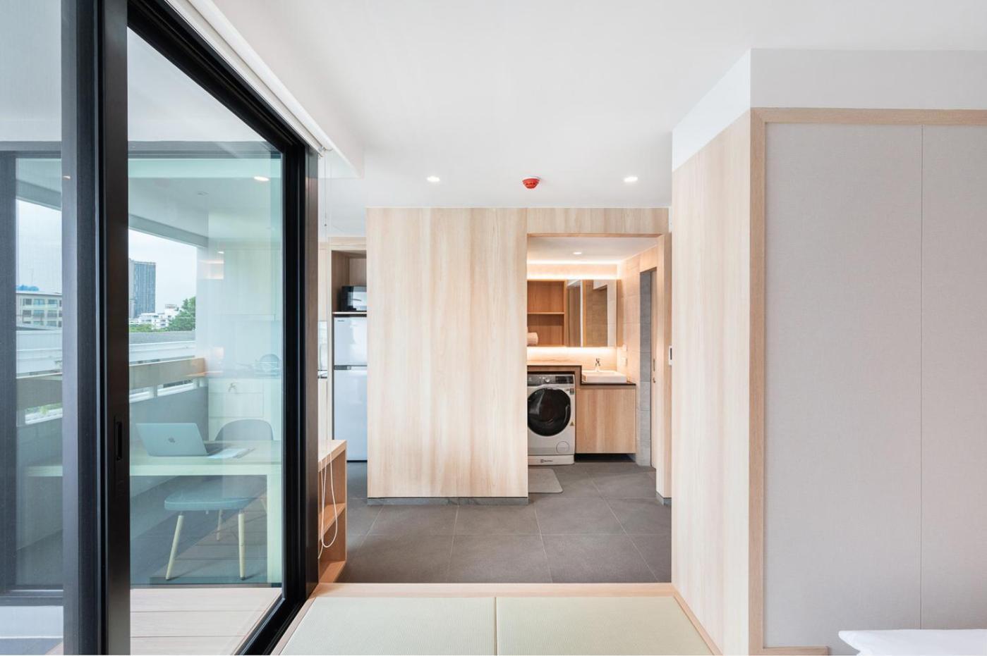 Livezen Bangkok Sukhumvit Hotell Eksteriør bilde